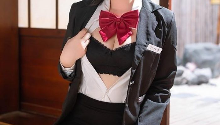 屿鱼 – NO.010 椿 [13P-23MB]