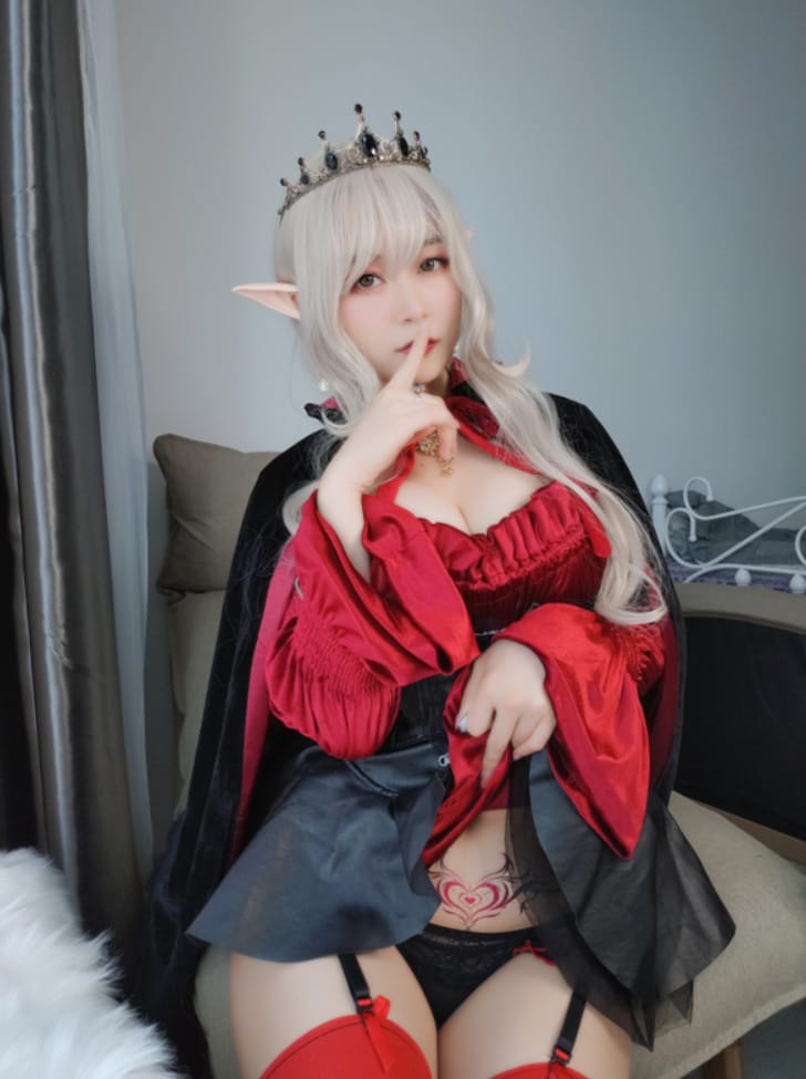 白银81 –NO.010 皇家吸血鬼[50P/8V/524MB]-2