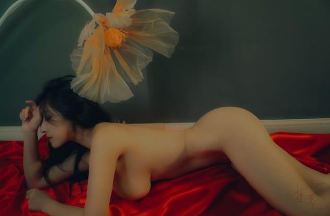 樱晚gigi – 粉丝群收费写真21 春.染[25P-177MB]-2