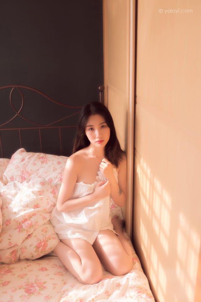 [YALAYI雅拉伊]2021.07.21 VOL.821 深情 籹籹仔[34+1P／227MB]-2