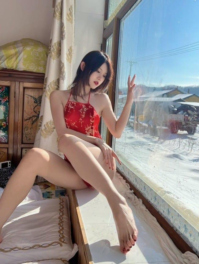 [微密圈]就是阿朱啊 –红肚兜&下班地铁&乘务员&缆车[59P3V-65MB]-2