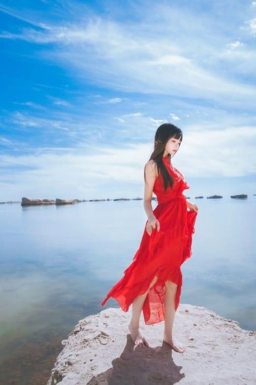 [喵糖映画]VOL.372 海边红裙 [25P/461MB]-1