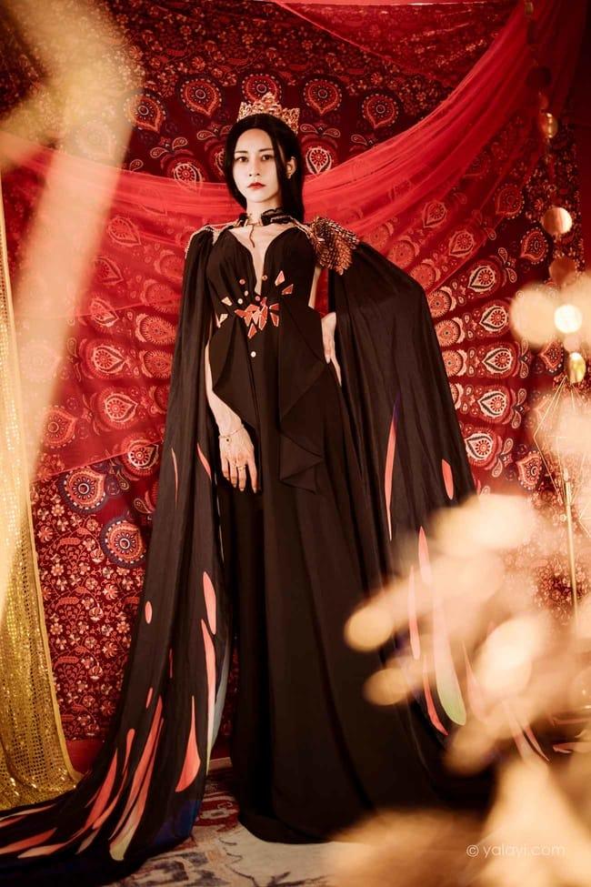 [YALAYI雅拉伊]2022.07.29 NO.957 鬼刀公主 陈若冰[41+1P／557MB]-2