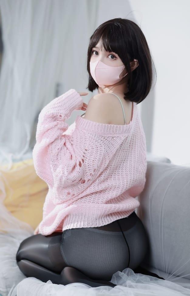 洛桑w伊梓 – NO.08 升玖老师毛衣 [40P-202M]-1