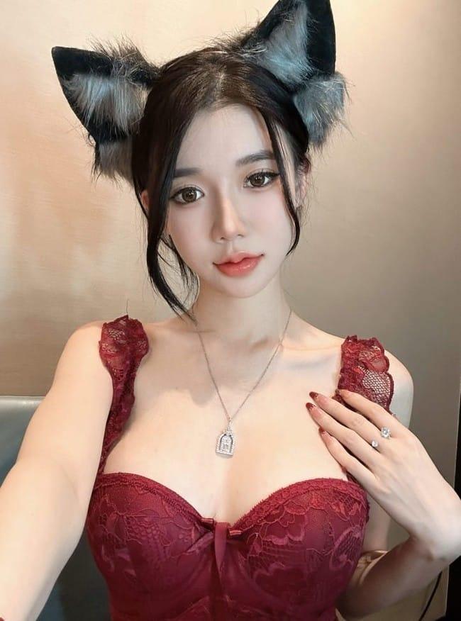 [微密圈]黎允熙 –红色情趣[14P-68M]-1