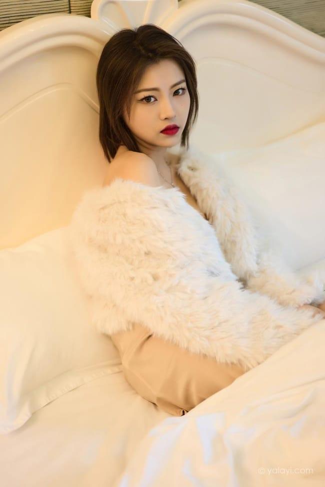 [YALAYI雅拉伊]2022.12.30 NO.1000 慵懒的女人 悦儿[47+1P／549MB]-1