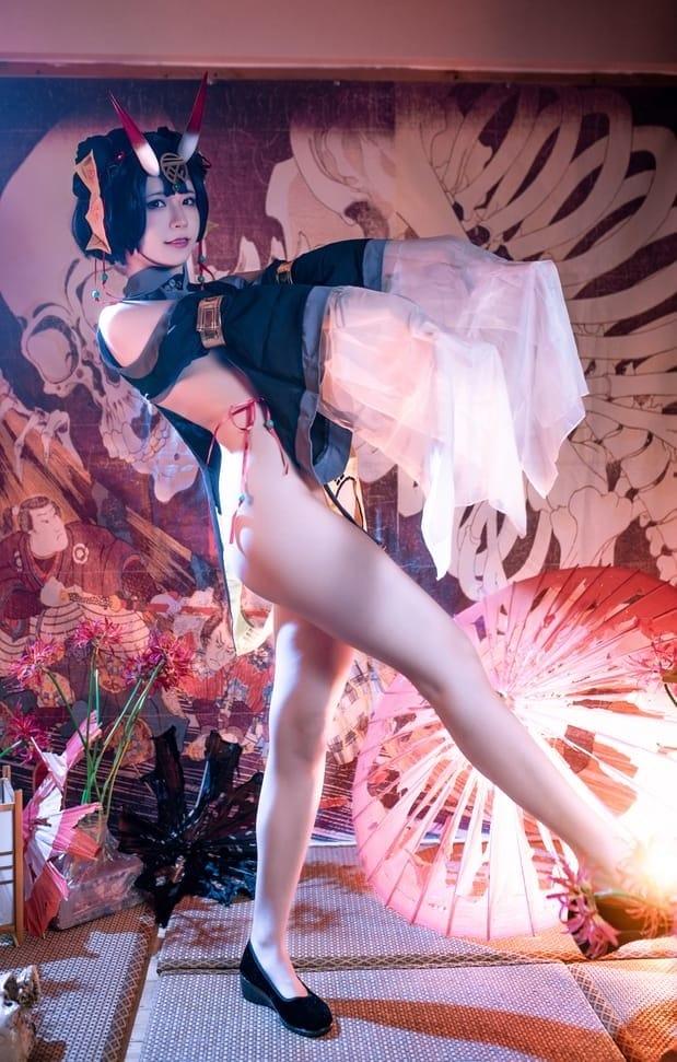 Quan冉有点饿 – NO.06 酒吞同人僵尸 [47P-555M]-1