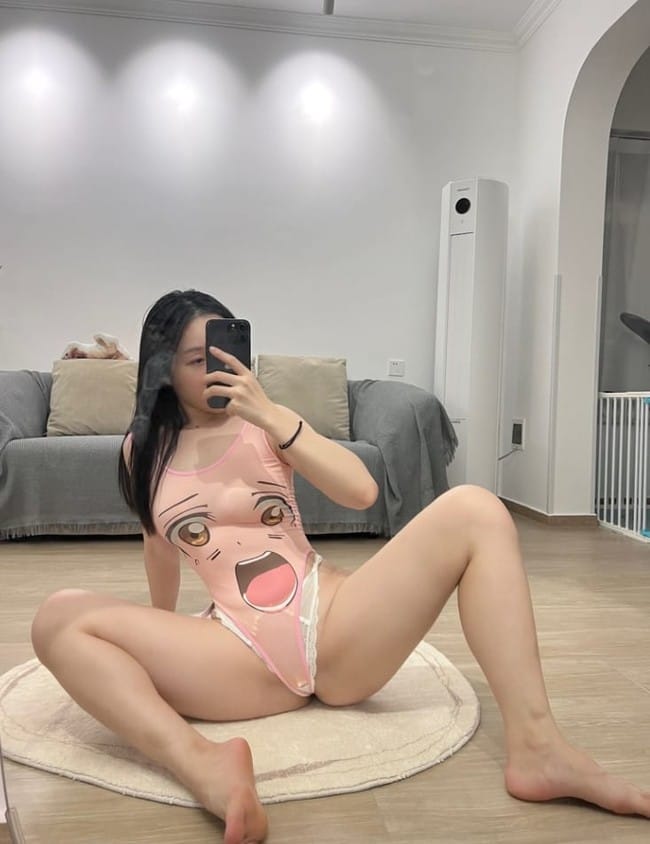 [微密圈]铁锤姐姐 –这就让你难受[41P6V-246M]-1