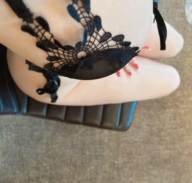 [微密圈]安妮_yoyo –见过上开，下开的，小贴贴么[21P3V-156M]-2