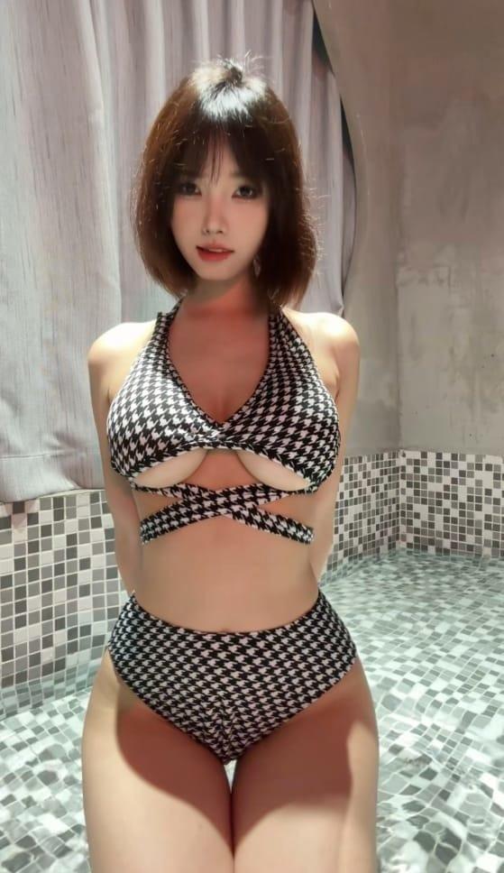 [微密圈]铃铛铛 –泳装等你哦[13P-21M]-2