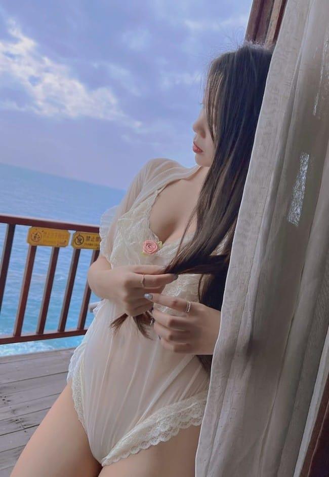 [微密圈]纪念小VV –天空不作美[17P-83M]-1