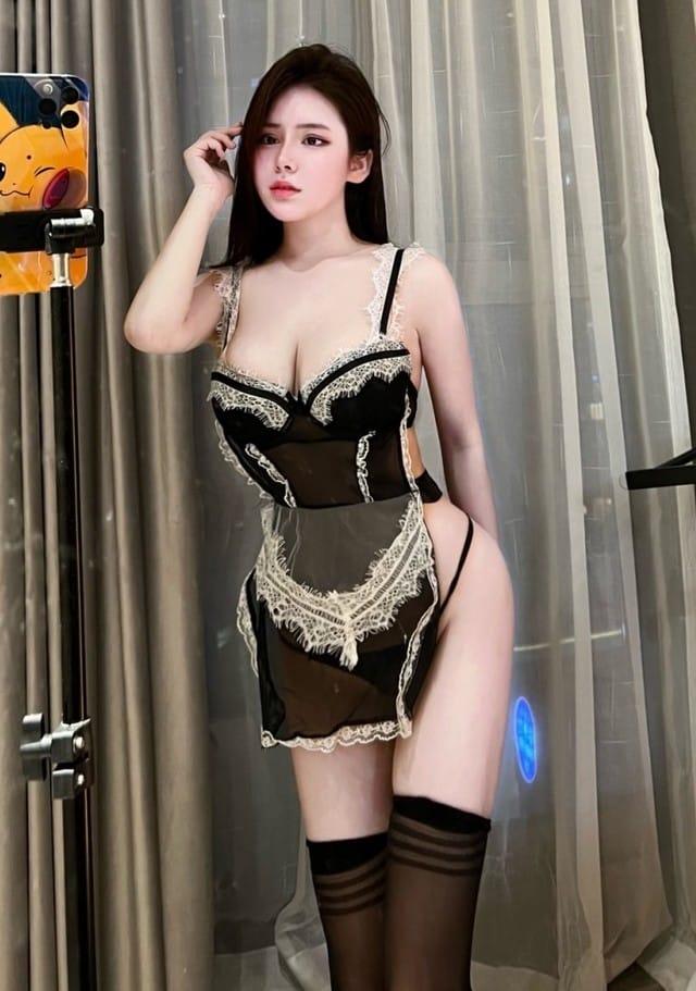 [微密圈]奔跑的晶螺儿 – 性感女仆装 [30P-53M]-1